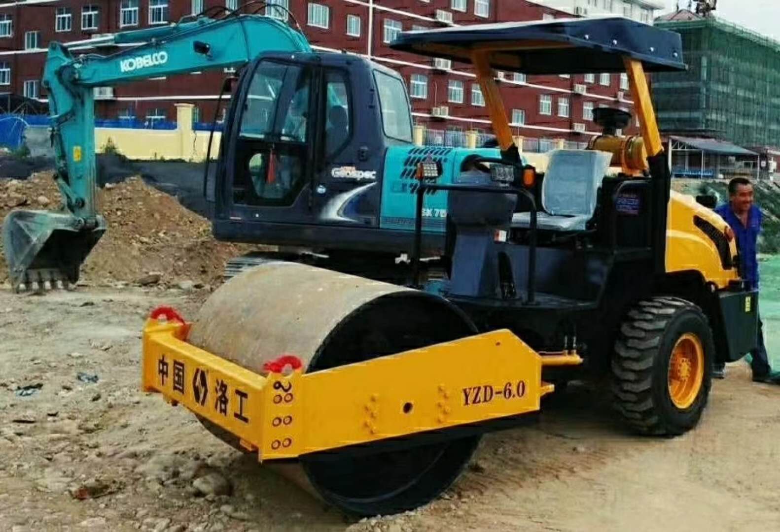 4噸壓路機